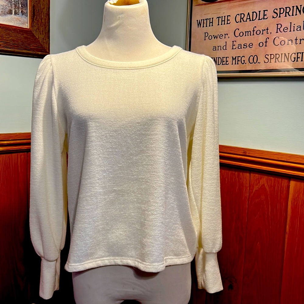 COMO Vintage size L balloon sleeve sweater